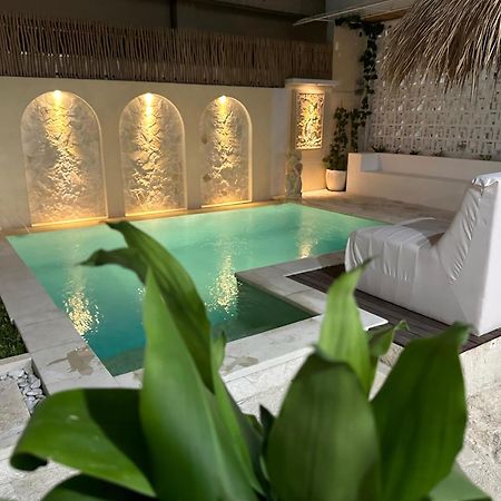 Tirta Mumbul Villa Бадунг Екстериор снимка