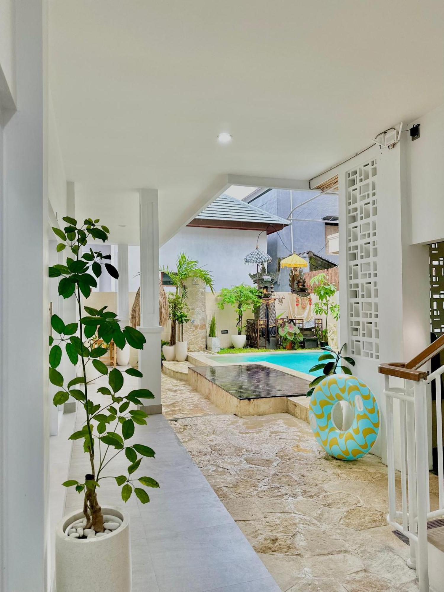 Tirta Mumbul Villa Бадунг Екстериор снимка